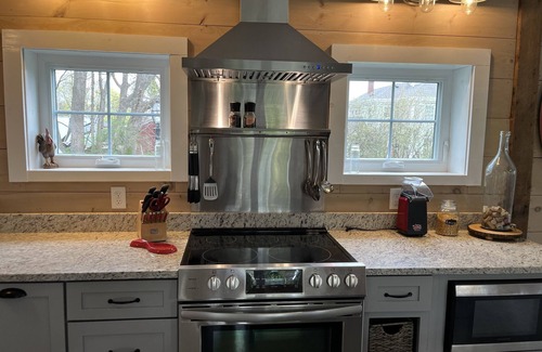 Clinton House | Center of CT shoreline.