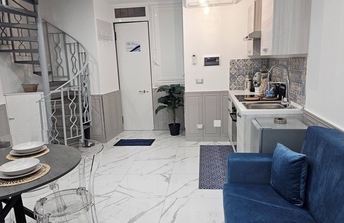 Castellammare di Stabia Apartment | Centrally located near the sea, capri, station for sorrento, Pompeii,Vesuvius