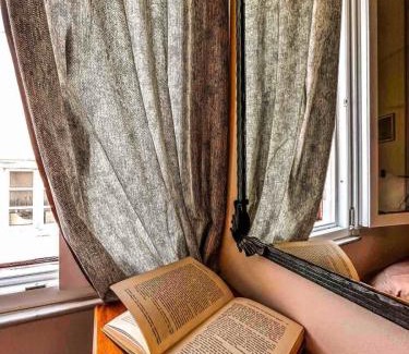 Ermoupoli Hotel | Central 9 Rooms
