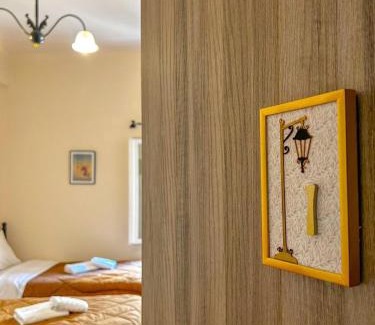 Ermoupoli Hotel | Central 9 Rooms