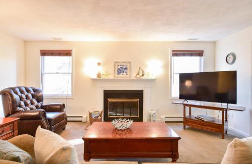 East Harwich House | Central AC Game Room & Outdoor Shower