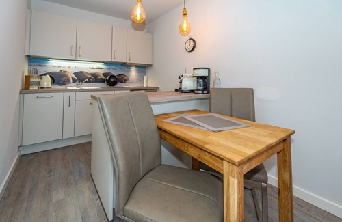 Westerland Apartment | Central apartment for 2 persons with balcony - only 250 meters to the beach!