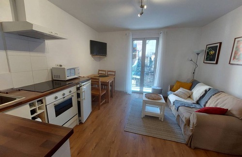 Cauterets Apartment | Central apartment with balcony in Cauterets