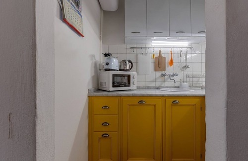 Historic Center Apartment | Central Apartment with Exclusive Court!