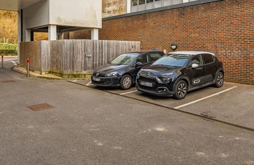 Basingstoke Apartment | Central Basingstoke| Festival Place | FREE PARKING