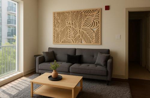 Five Points South Apartment | Central Birmingham Stylish Midrise Unit