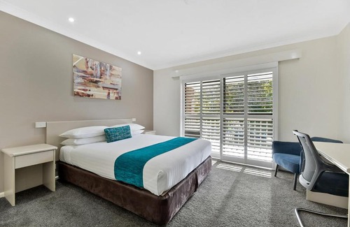 Orange Hotel | Central Caleula Motor Lodge