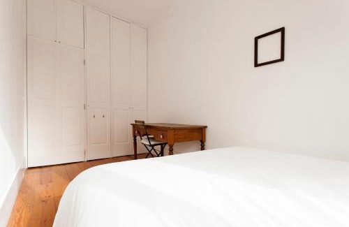 Lisbon Old Town Apartment | Central, Charming, Quiet, Garden and Parking