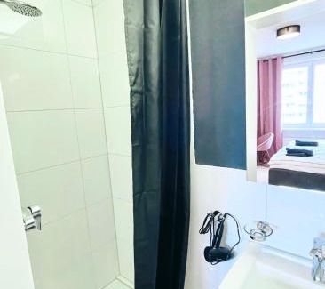 District 4 Apartment | Central city apartment in Zurich!
