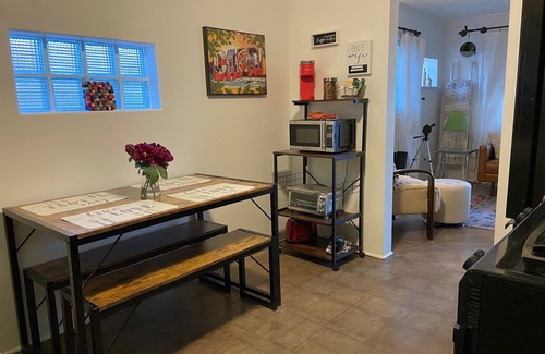 Blenman-Elm House | Central City Charmer-close to UofA & Downtown: Dog-friendly 🐶