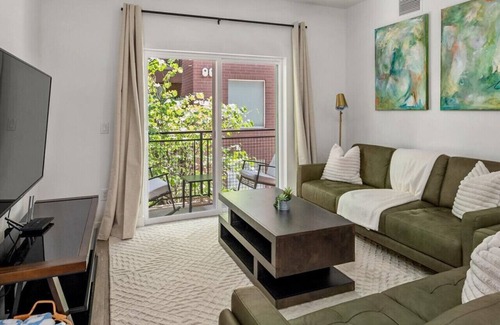 Downtown Salt Lake City Apartment | Central City Luxury-2BR/2BA Pool/Htub/Gym/Parking