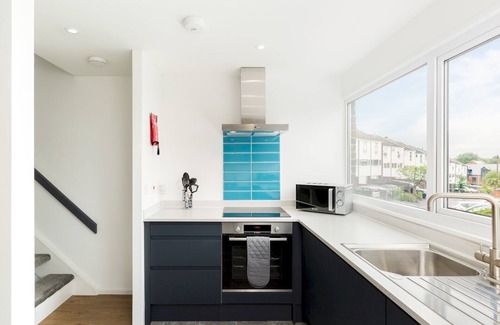 Warwick House | Central & Comfortable 2Bedroom Property, Warwick|Pass the Keys