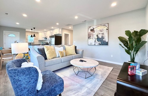 North Central House | Central Cozy New 3B2b home, San Mateo, CA