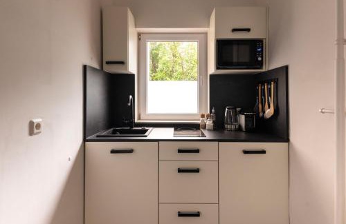 Charlottenburg-Wilmersdorf Apartment | Central Design Apartments at Ku´Damm
