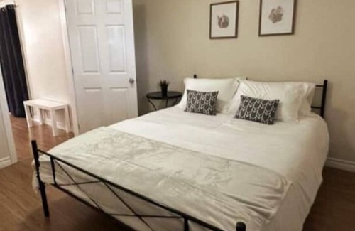 Dieppe House | Central Dieppe Home!