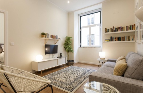 Santa Maria Maior Apartment | Central Downtown 3E up to 13guests by Central Hill