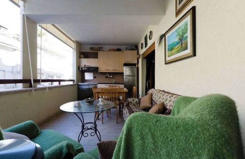 Reggio Calabria Apartment | Central elegant mini apartment 5 minutes from the Straits sea