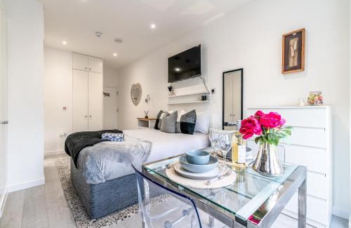 Harrow Apartment | Central Harrow 5 Studio Apartment Block