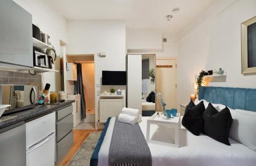 Harrow Apartment | Central Harrow 5 Studio Apartment Block