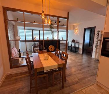 Tirgu Jiu Apartment | Central-home