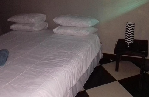 Warrenton Hotel | Central Hotel Warrenton