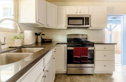 Palo Verde House | Central house located by university of Arizona with pool and hot tub