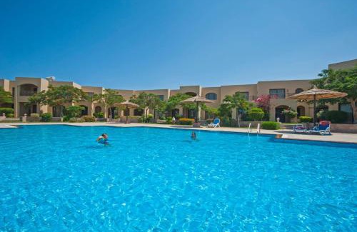 Sakkala Apartment | Central Hurghada with Private Beach & Resort Pools