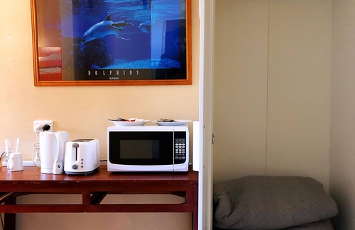 Long Jetty Hotel | Central Jetty Motel
