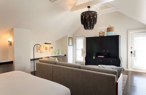 Old Town Hotel | Central Key West Stay | 3 Pools, Free Daily Breakfast, Pet-Friendly