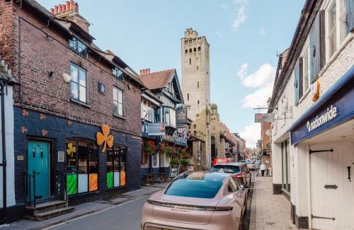 Knutsford Apartment | Central Knutsford Apartment