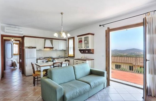 Capoliveri Apartment | Central location with sea view - Casa Consuelo Apartment 1