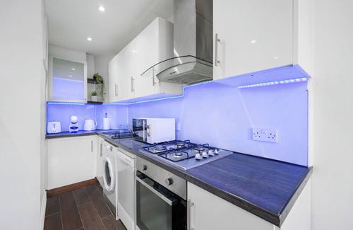 Walworth Apartment | Central London 2-bedroom Apartment ZONE 1