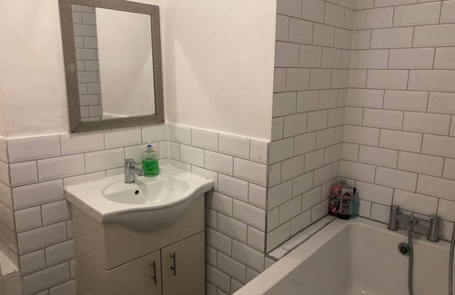 Elephant and Castle Apartment | Central London Luxury Apartment with 3 Bedrooms