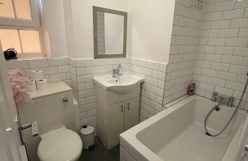 Elephant and Castle Apartment | Central London Luxury Apartment with 3 Bedrooms