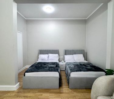 Al Manial Apartment | Central Luxury Stay, Stylish Urban Escape