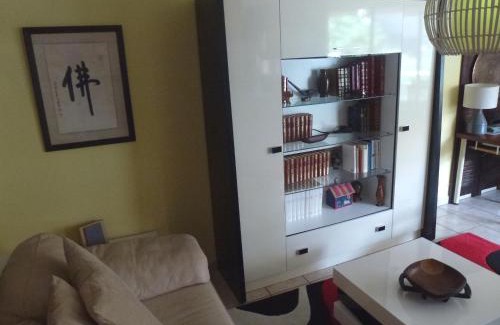 Saint-Denis Apartment | Central Montgaillard