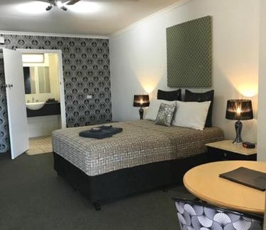 Gin Gin Hotel | Central Motel Gin Gin