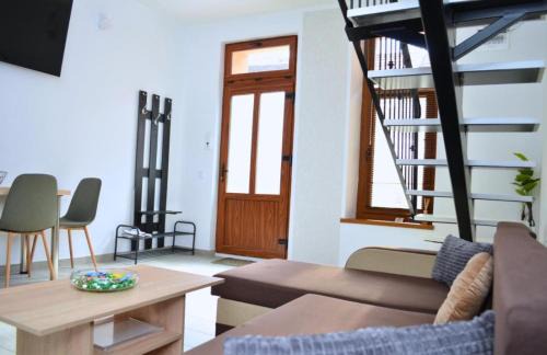 Oradea House | Central Nest parcare inclusa by Summer Smile