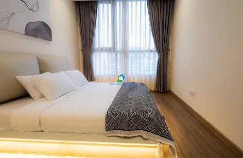 Hang Xanh Apartment | Central of Vinhomes Area