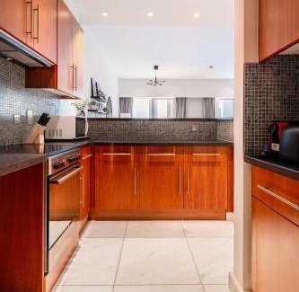 DIFC Apartment | Central Park Tower DIFC - 10 Minutes Walk to Metro - Spacious 1BDR