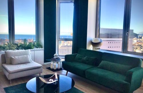 San Vincenzo Apartment | Central penthouse with spectacular sea and city views