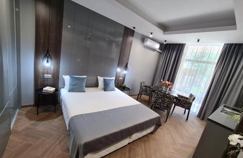 Old Town Hotel | Central Plaza