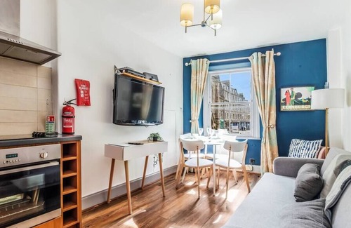 Old Town Apartment | Central-Royal Mile, castle <150m-Free parking