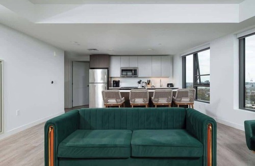 Central Square Apartment | Central Square Penthouse near MIT Harvard Wi-Fi & GYM