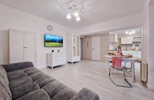 Almaty Apartment | Central stylish apartment