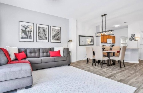 Kissimmee House | Central to all the fun Disney