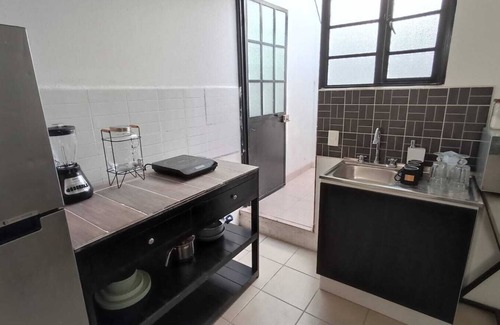 Guadalajara Municipality Apartment | Centrally located apartment with public transportation that takes you all over Guadalajara.