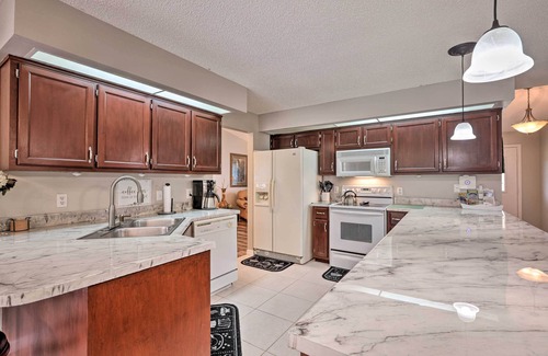 Deltona Lakes House | Centrally Located Deltona Home with Pool & Yard