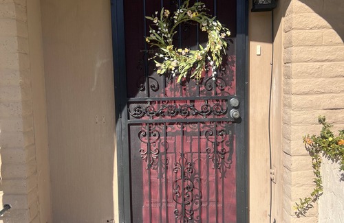 Villa Seville Townhouses Condo | Centrally located Family size Townhouse perfect for Super bowel