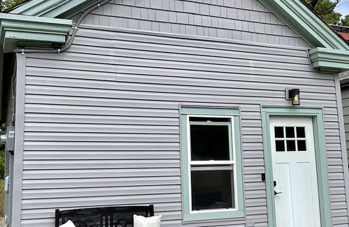 East Walnut HIlls House | Centrally located Hyde Park Home; walk to restaurants, bars, and coffee shops